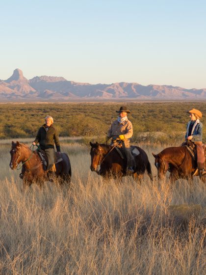 Arizona Hacienda Ranch riding holiday in USA - Far and Ride